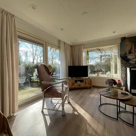 Natuurbungalow Het Koolmeesje