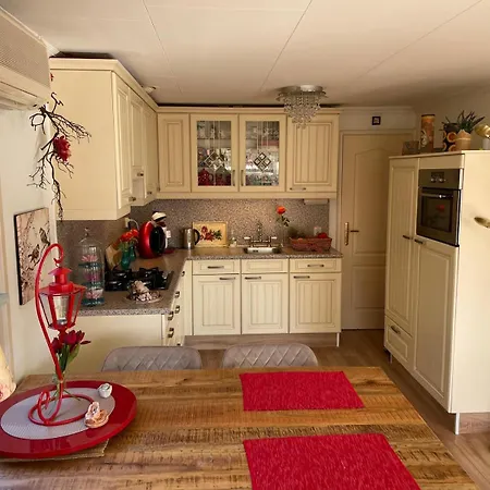 Parque de vacaciones Natuurbungalow Het Koolmeesje *