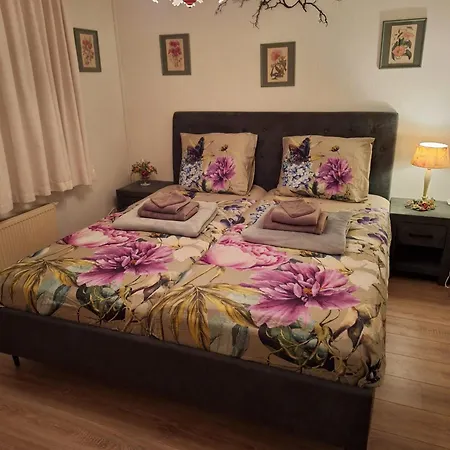 홀리데이파크 Natuurbungalow Het Koolmeesje *
